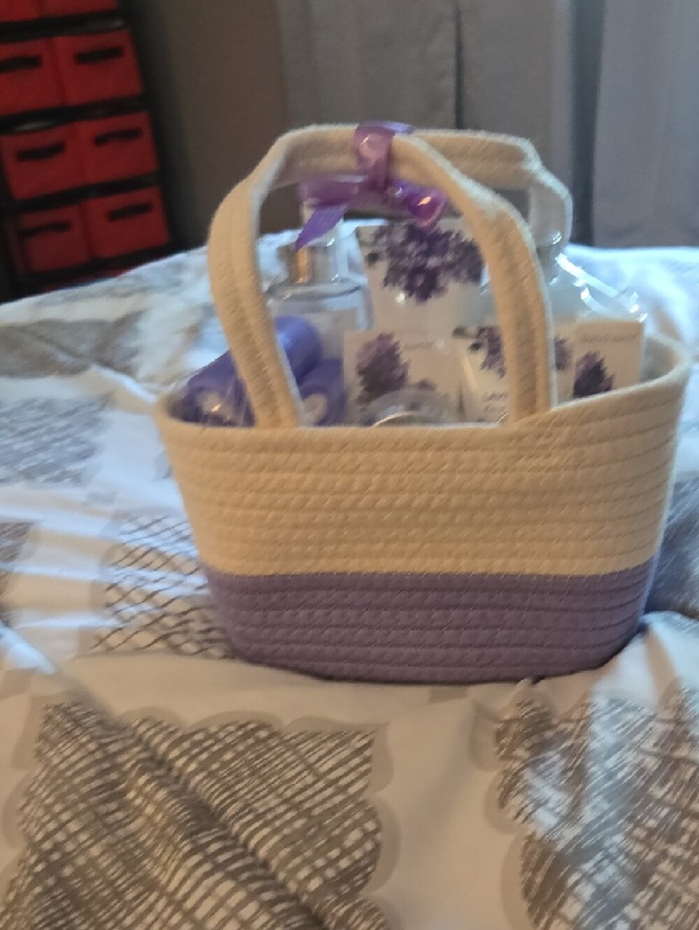 Earth Lavender Bath & Body Gift Basket - Purple and Cream - Picture 3 of 5